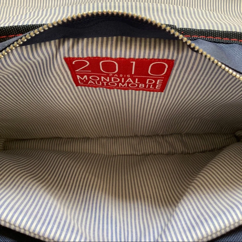 Cremieux 38 Messenger Laptop Bag Navy Blue